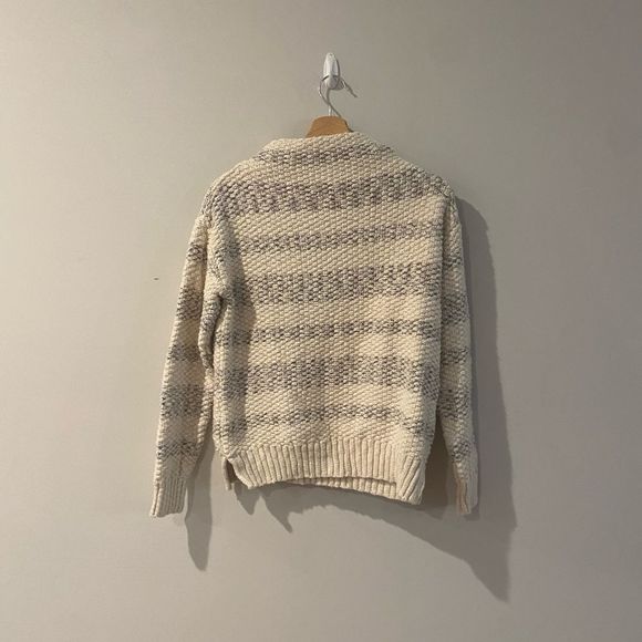 O’Neill Mock Neck Sweater - Picture 6 of 6